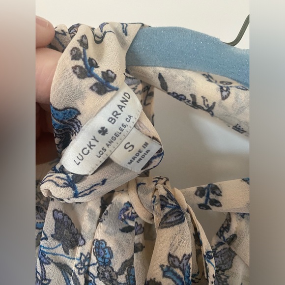 Lucky Brand Cutout Floral Blouse - Picture 6 of 6